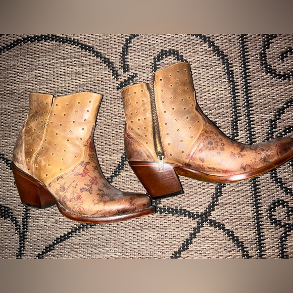 CLASSIC REAL LEATHER COWGIRL BOOTS BY FAMOUS BRAND LUCCHES BOOT MAKER - Picture 2 of 4